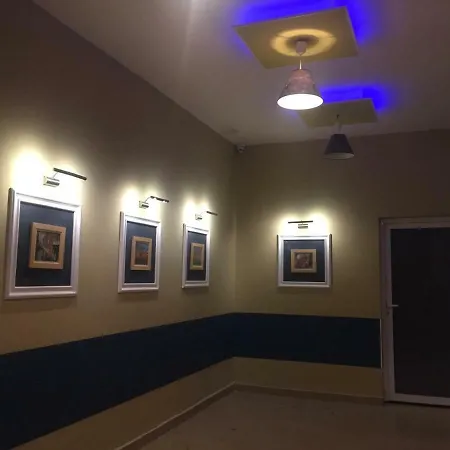 Blue Laguna Private Parking & 2 Bedrooms Apartment *