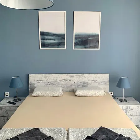 Apartment Blue Laguna Private Parking & 2 Bedrooms