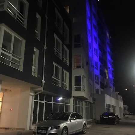 Blue Laguna Private Parking & 2 Bedrooms * Sofia